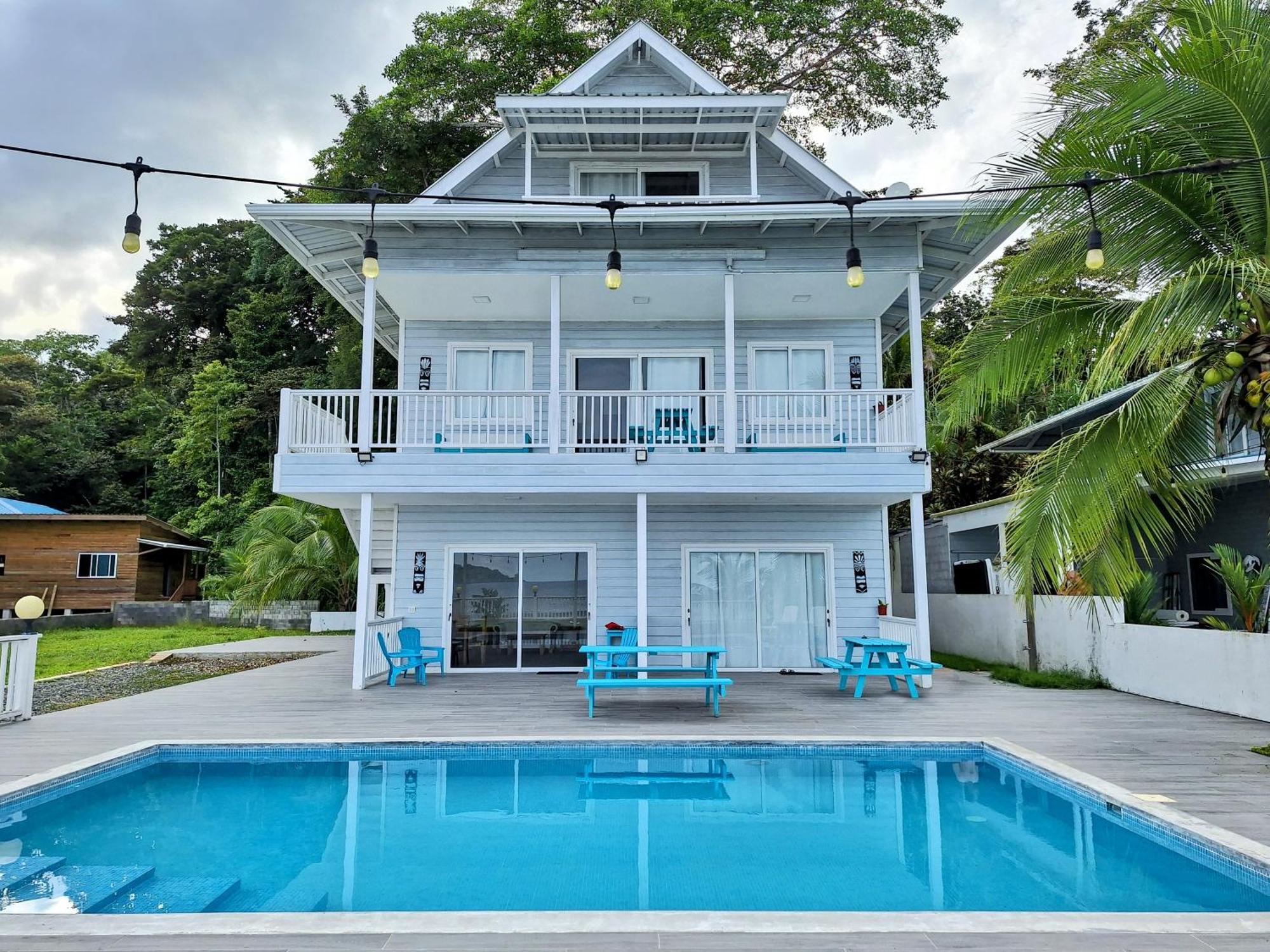 Paunch Beach Retreat Bocas del Toro Exterior photo
