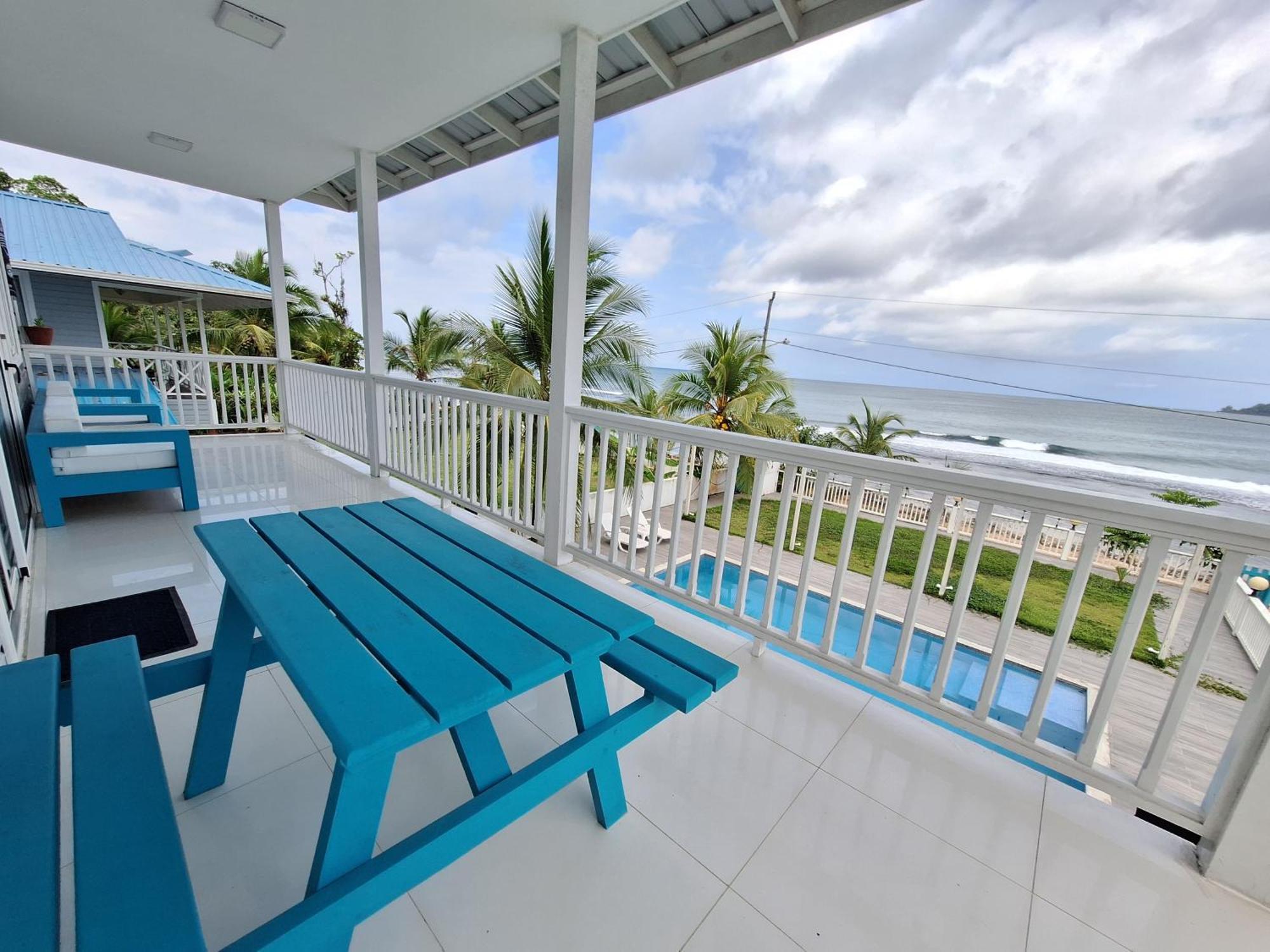 Paunch Beach Retreat Bocas del Toro Room photo
